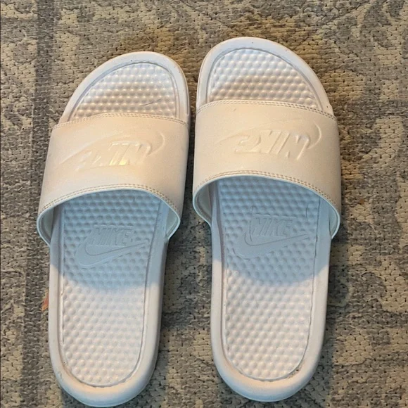 Nike White Slide Sandals - Picture 1 of 5